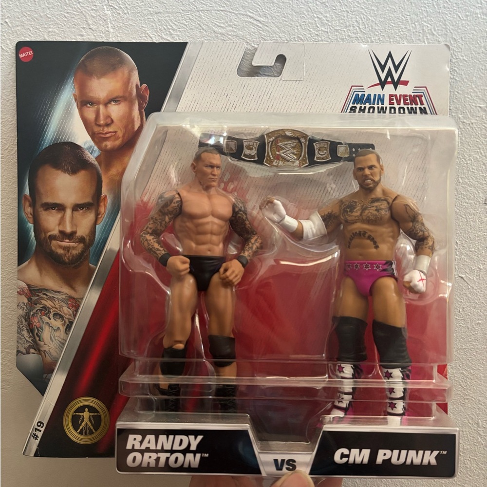 Mattel WWE Main Event Showdown Randy Orton vs CM Punk Action Figures